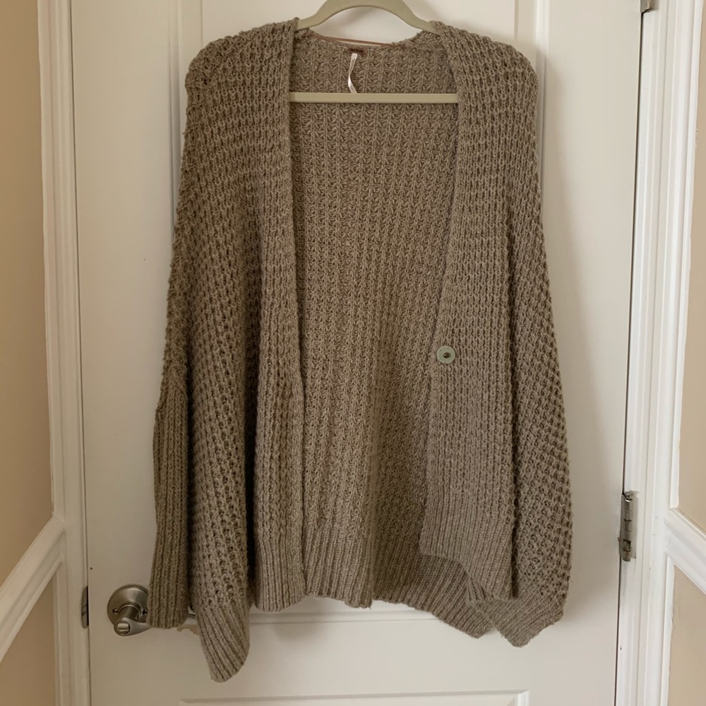 Free People brownish/beige cardigan
